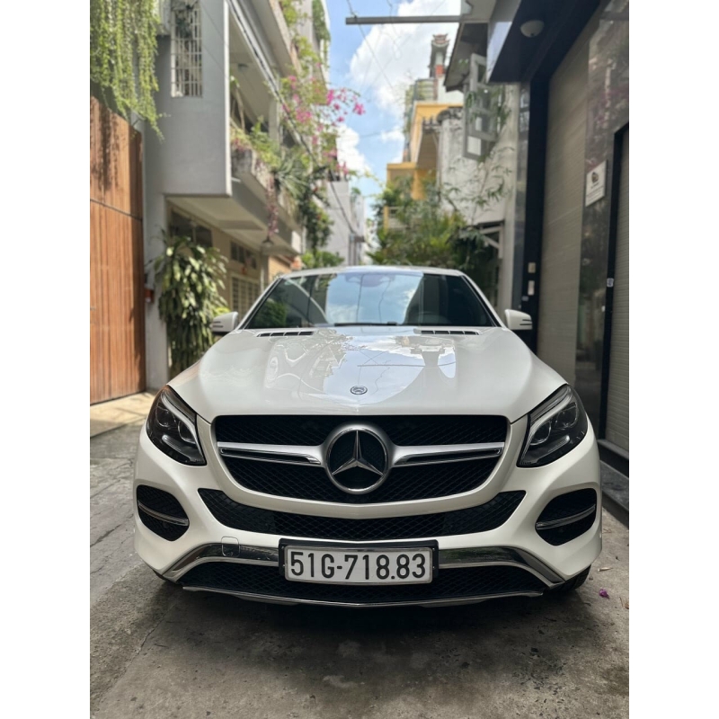 159 . Mercedes GLE400 Couple 4Matic Model 2019