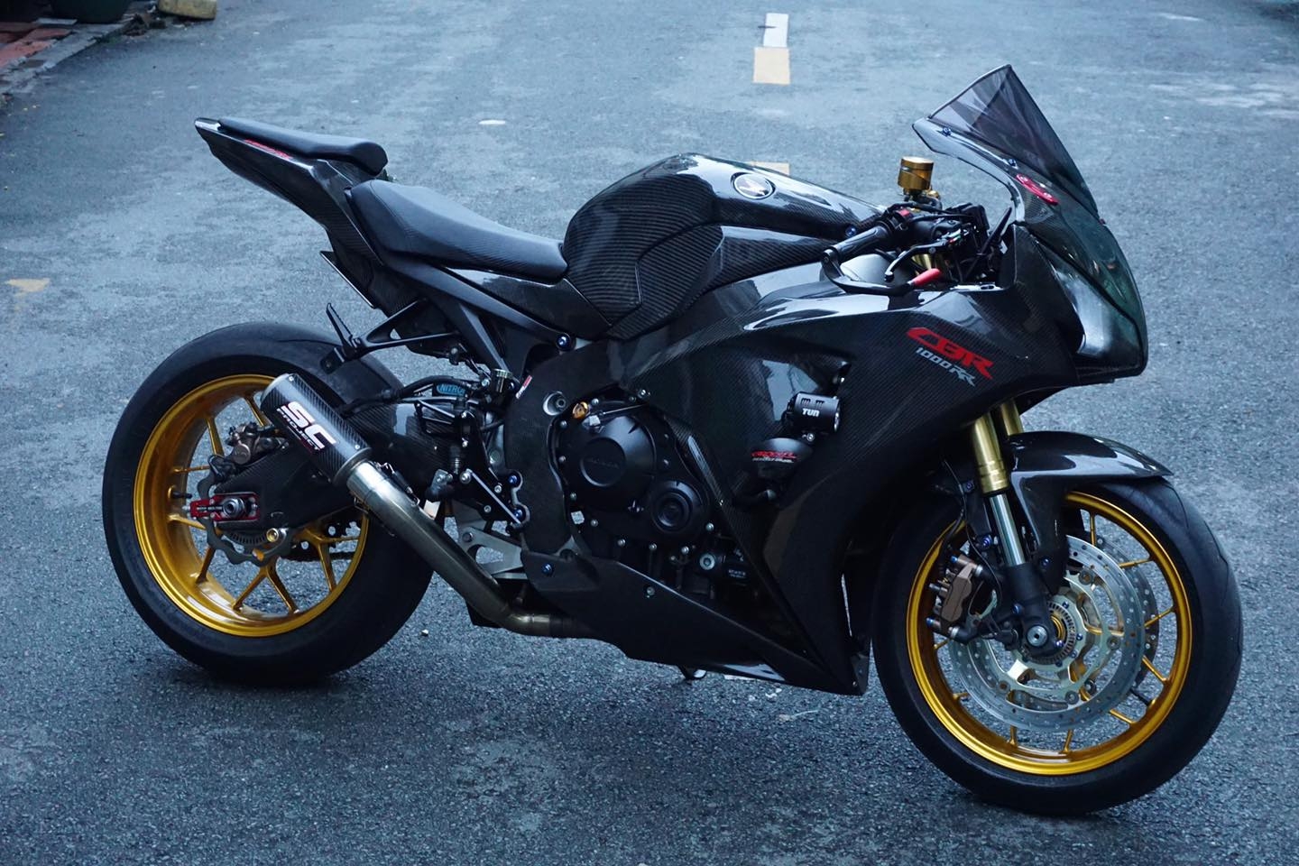 バイクフロントフェンダーマッドガード ため S1000RR 2009 2010