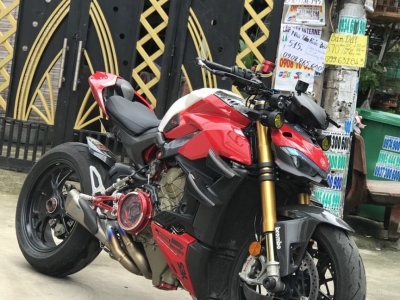 381 . Ducati StreetFighter V4S 2022
