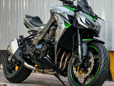 392 . Kawasaki Z1000 ABS 2016