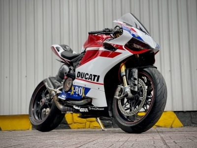 360 . Ducati Panigale 1199S 2013