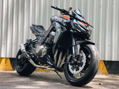 424 . Kawasaki Z1000 CHÂU ÂU ABS Cam Đen 2015