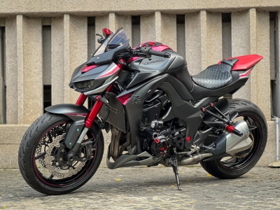 504 . Kawasaki Z1000 ABS model 2016 đỏ CANDY 