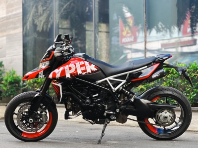 488 . Ducati Hypermotard 950 RVE model 2021