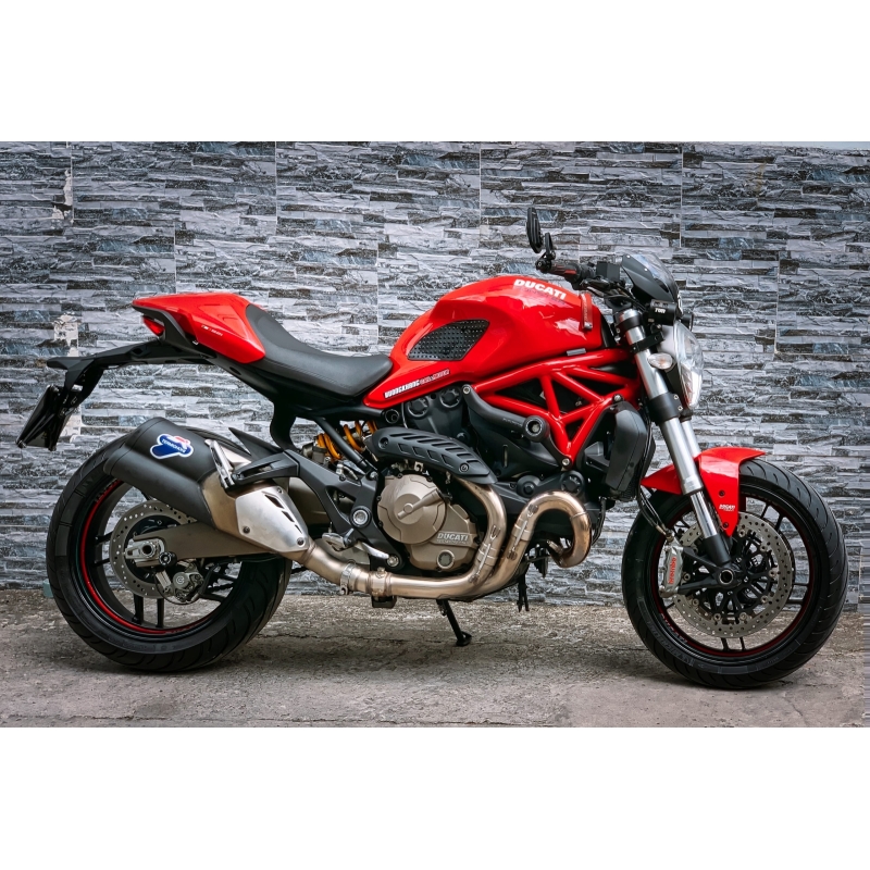 249 . Ducati Monster 821 ABS 2017