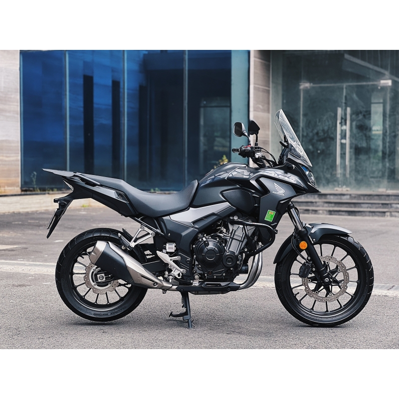 541 . Honda CB500X model 2020 