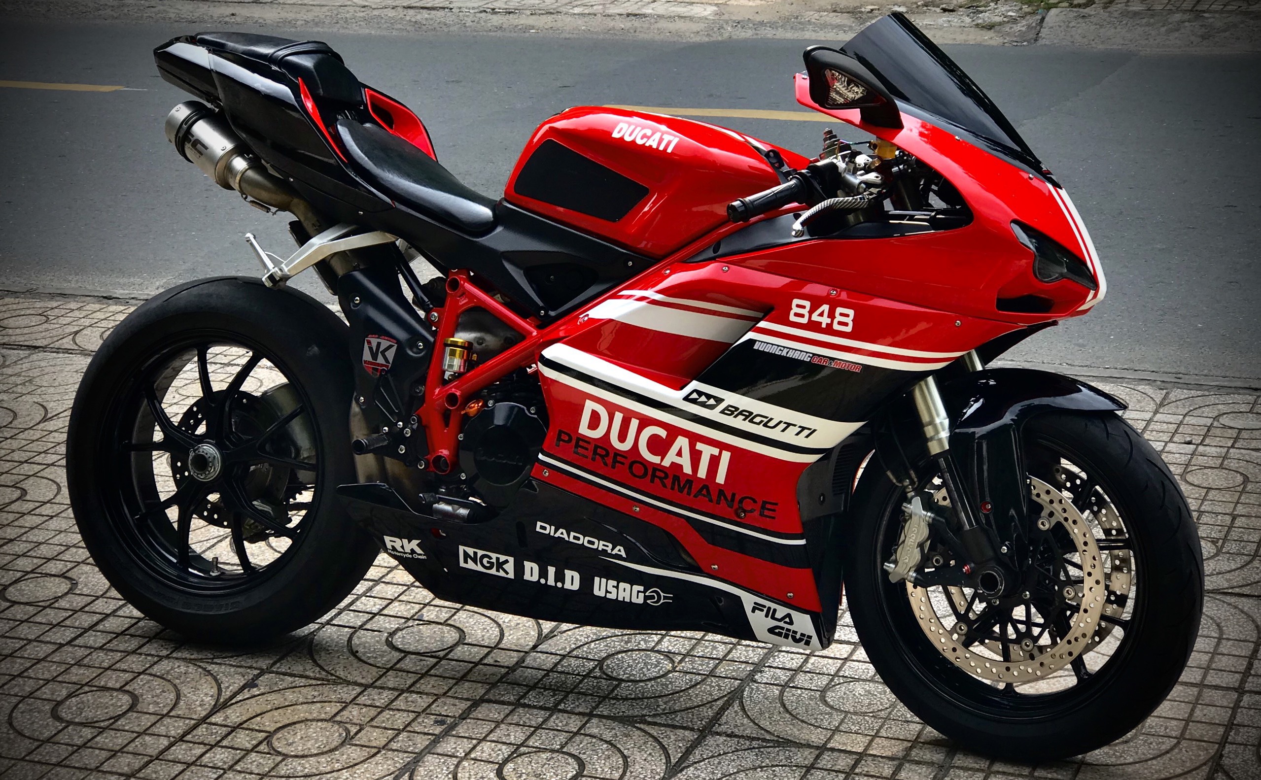 77 . Ducati 848 Evo dk 03/2015