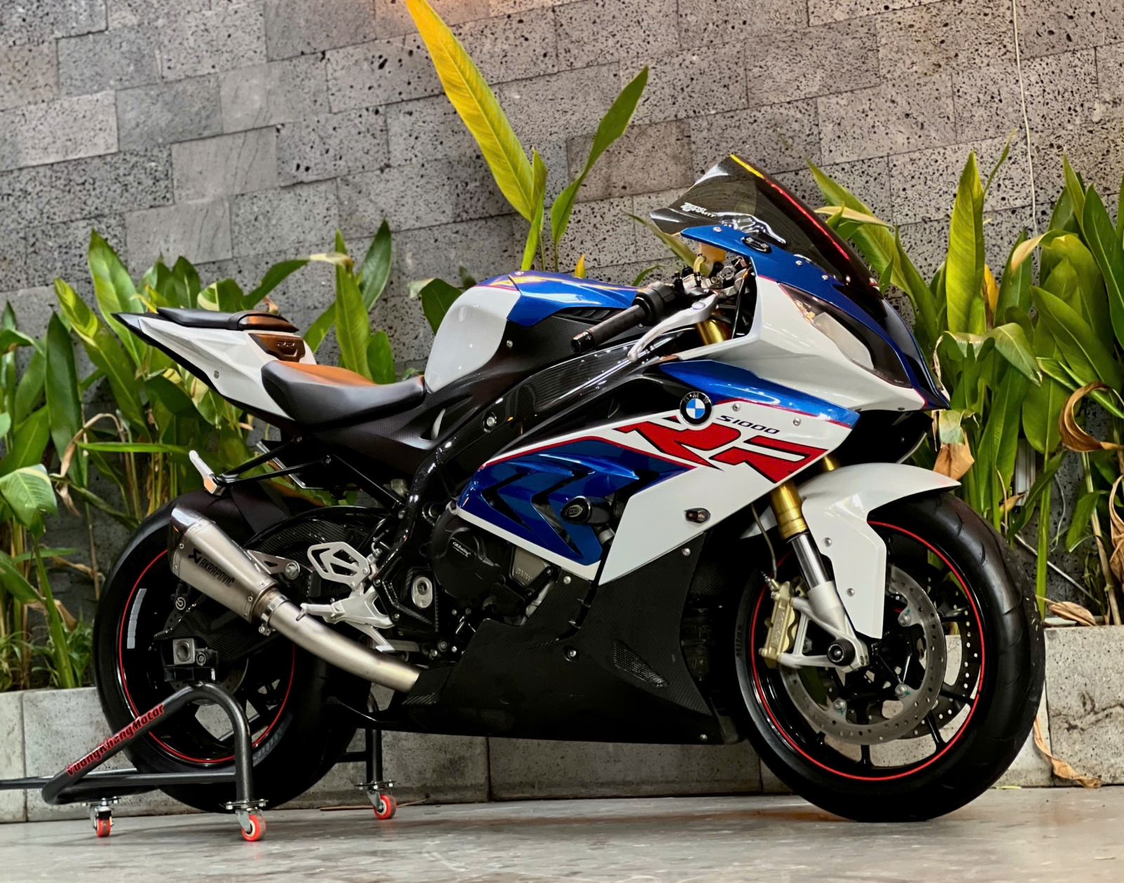 455 . BMW S1000RR Trắng Xanh ABS Pro 2018