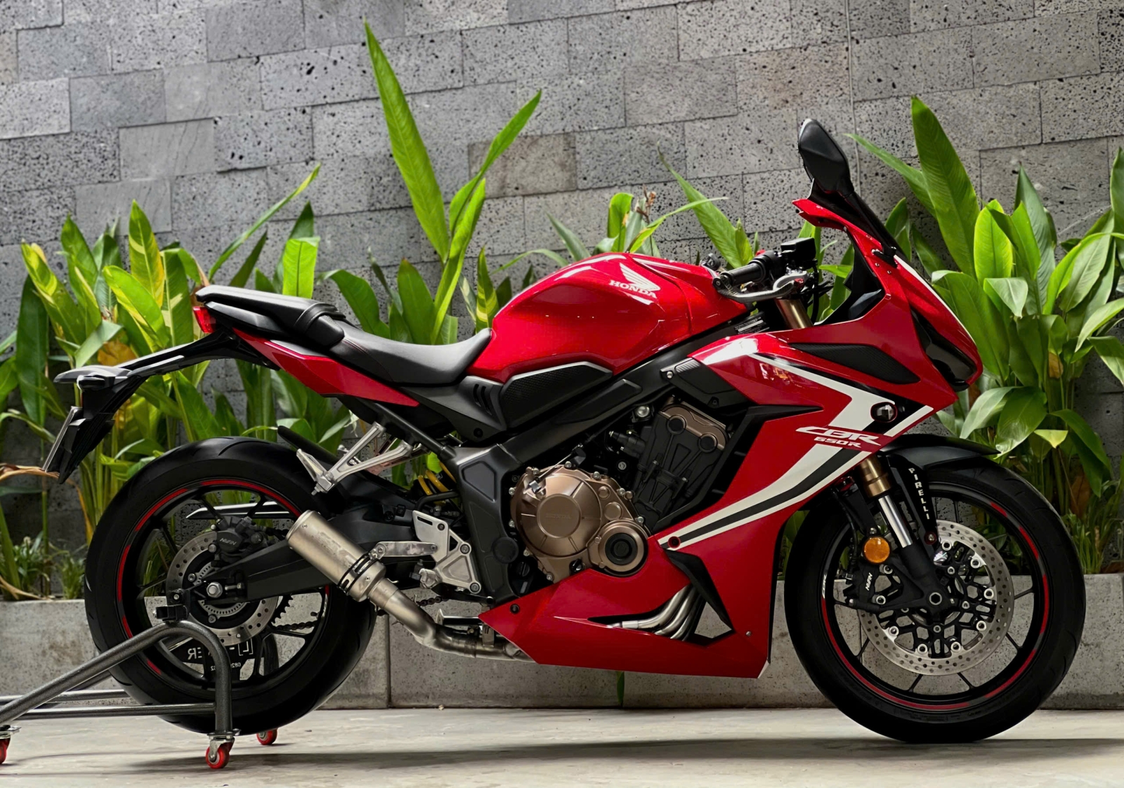 637 . Honda CBR650R model 2019