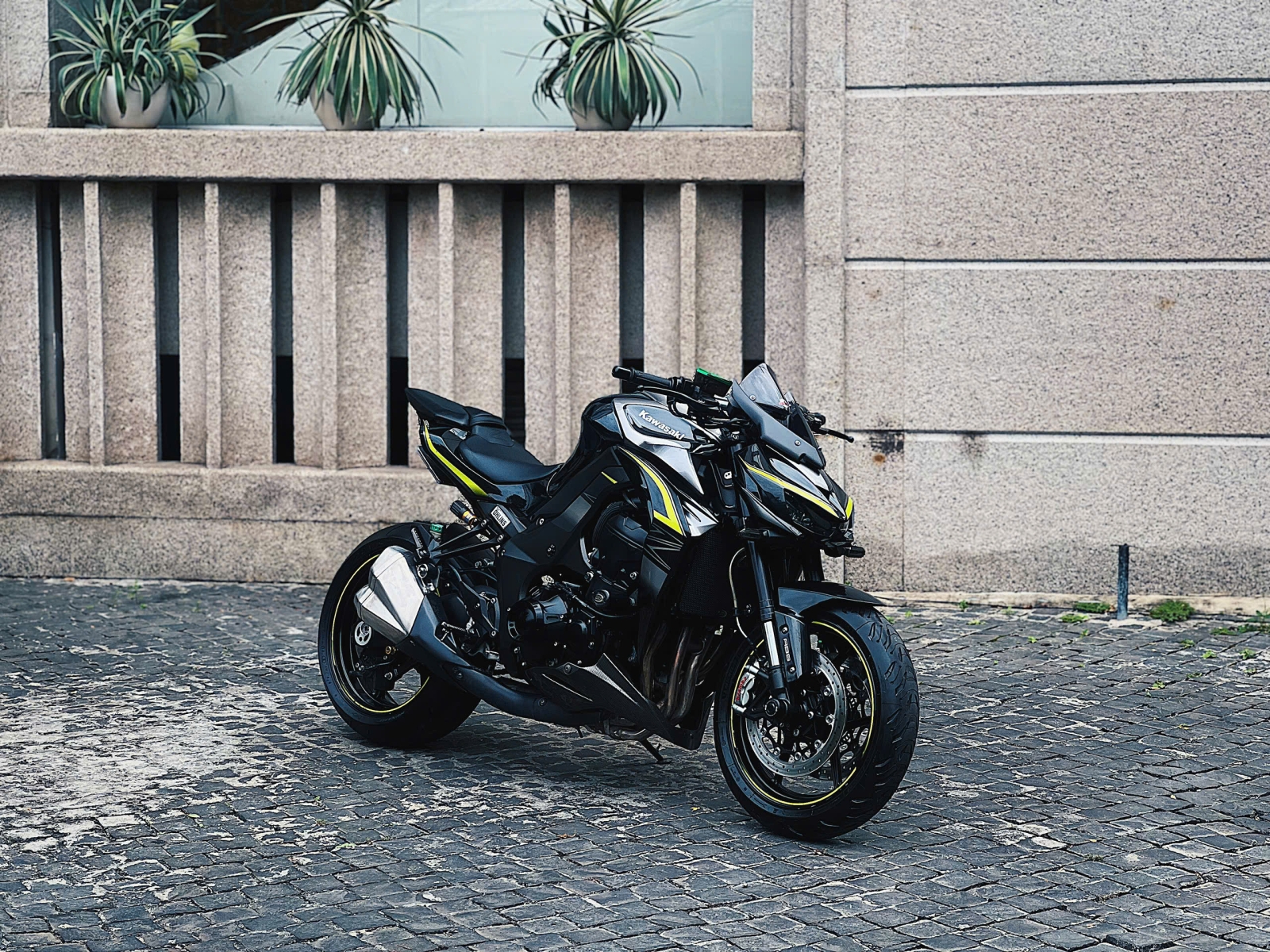 666 . Kawasaki Z1000R Edition Abs Model 2017