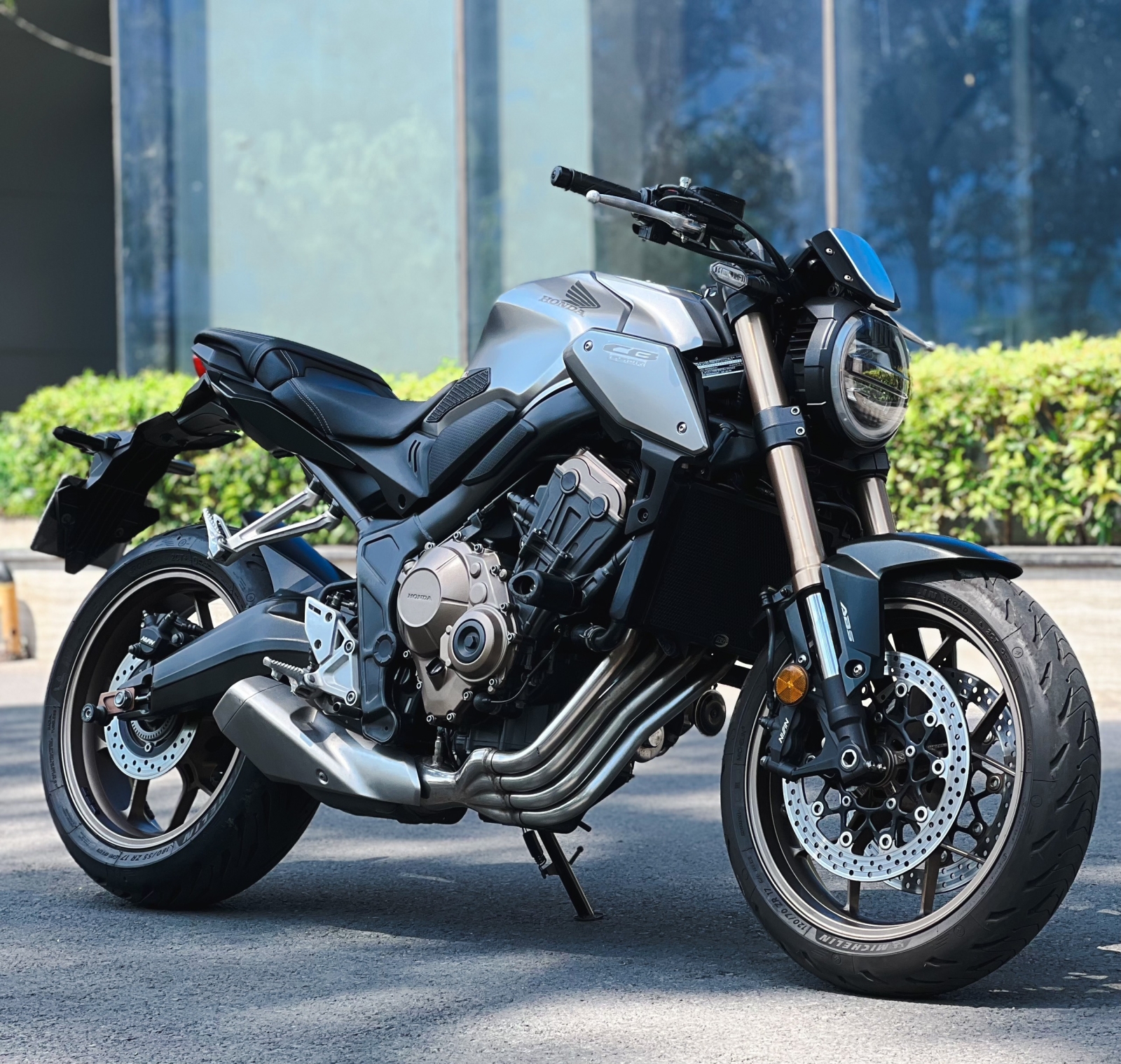 565 . Honda CB650R Model 2019