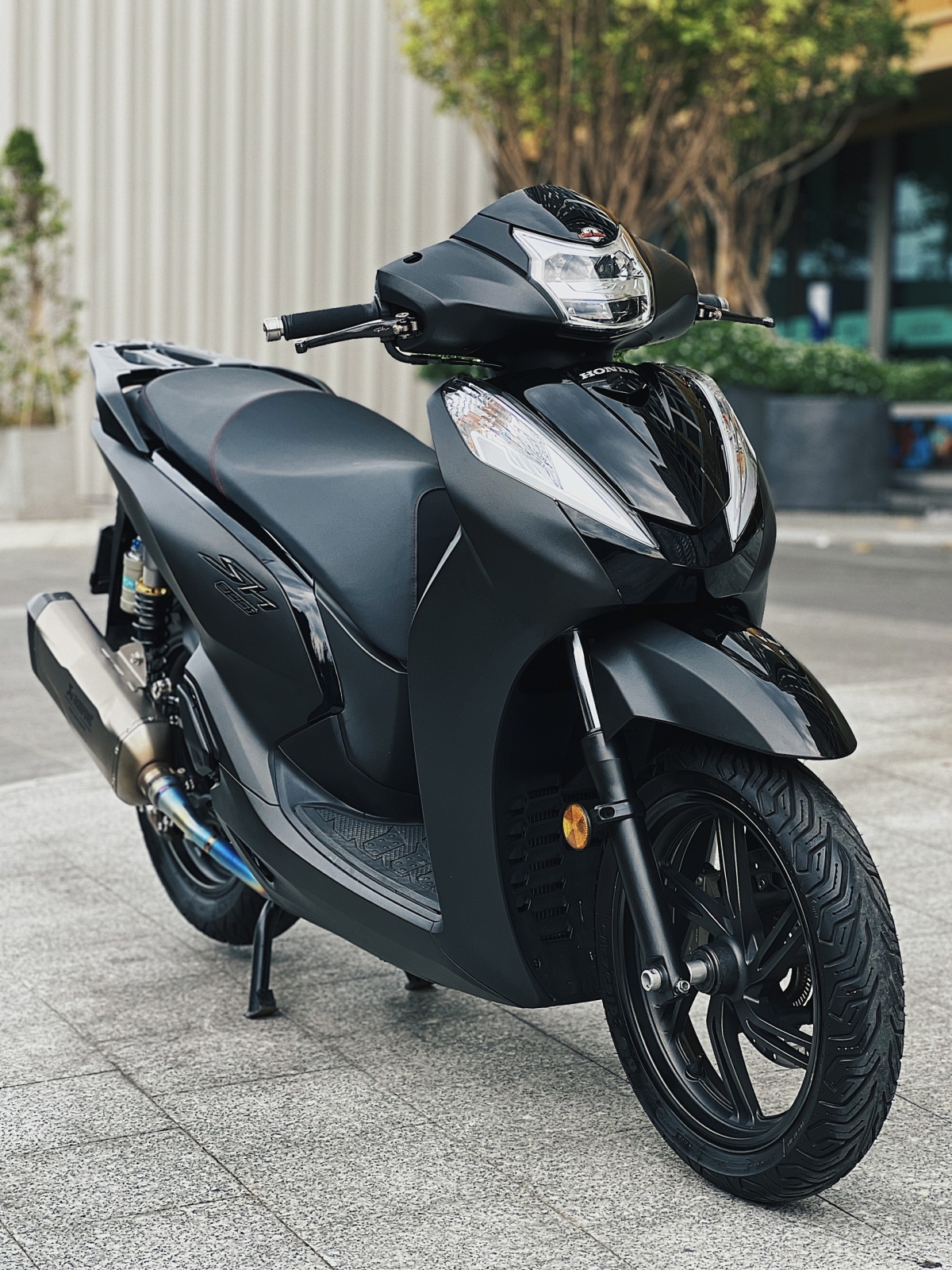 178 . Honda SH 300i model 2019 [upgrade total black 2021 cực chất] (1)