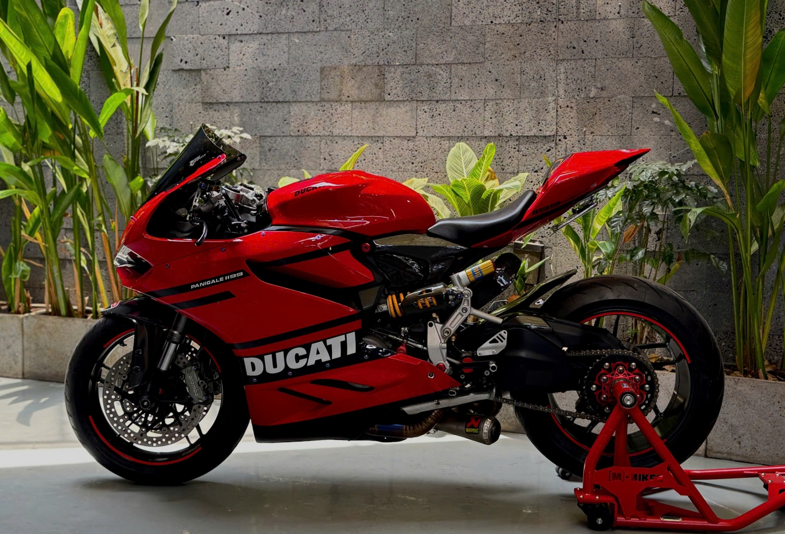 500 . Ducati Panigale 899 upgrade 1199 model 2015